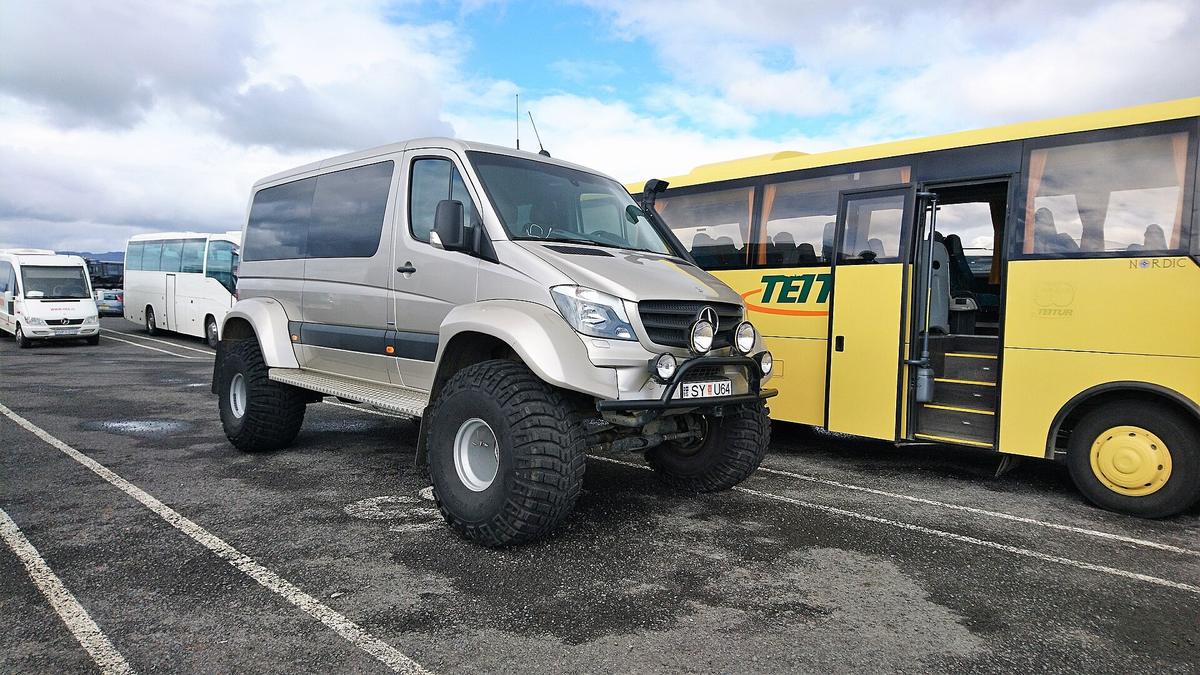 Iceland car rental winter road