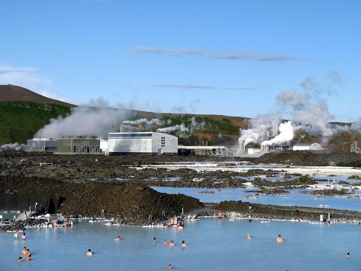 Iceland geothermal swimming pool