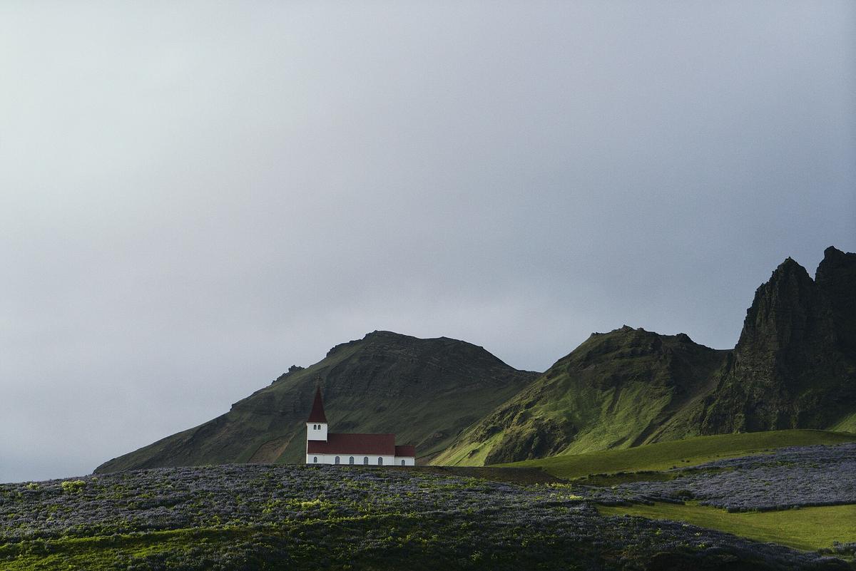 Vik Iceland church cliffs