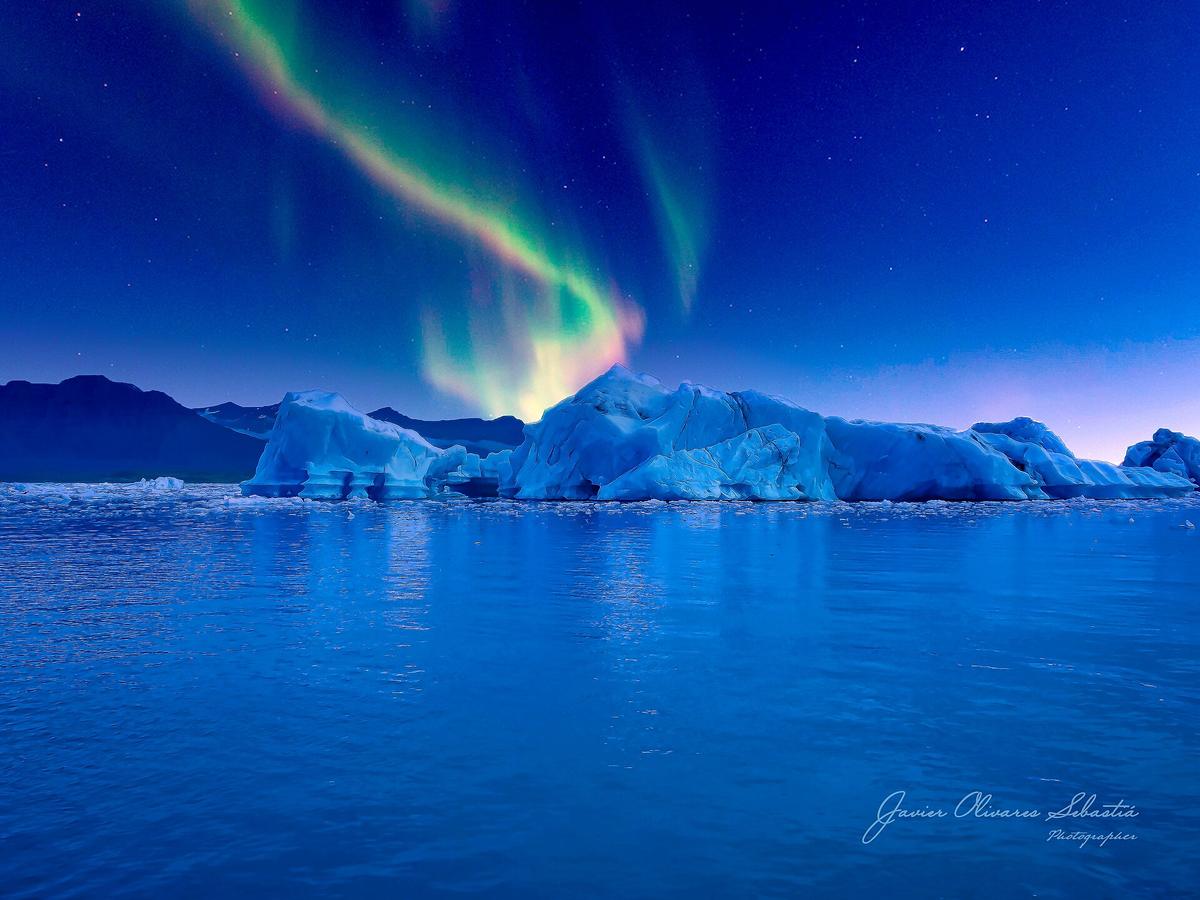 Jokulsarlon glacier lagoon icebergs